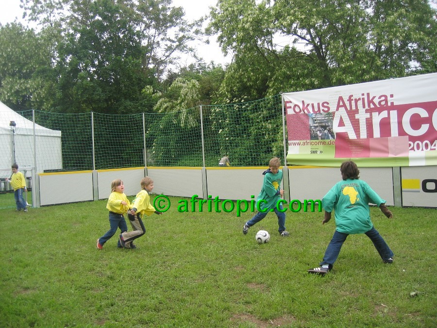 ../Images/afw2006c 052.jpg